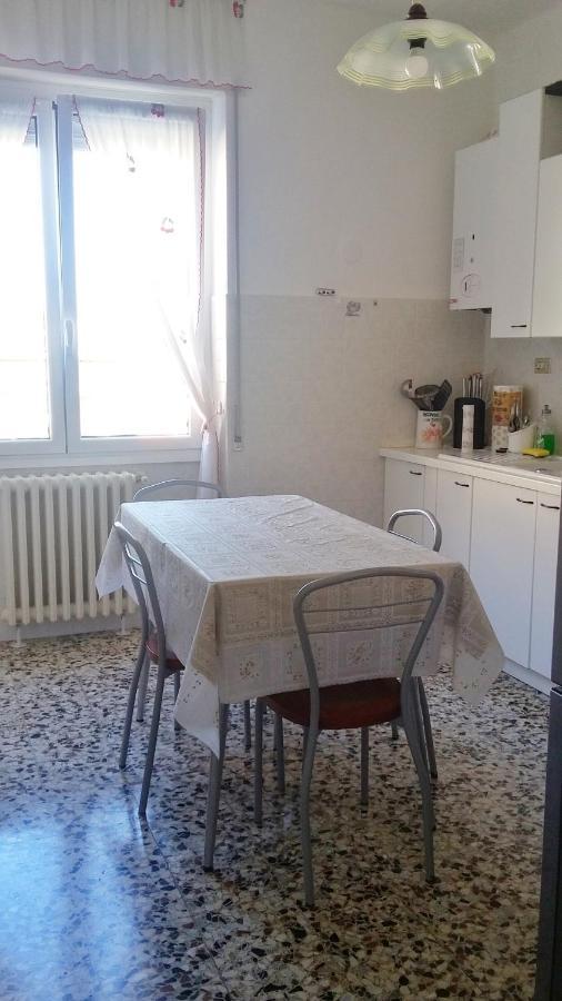 Apartmán Max And Sea Parking Free Street Sanremo Exteriér fotografie