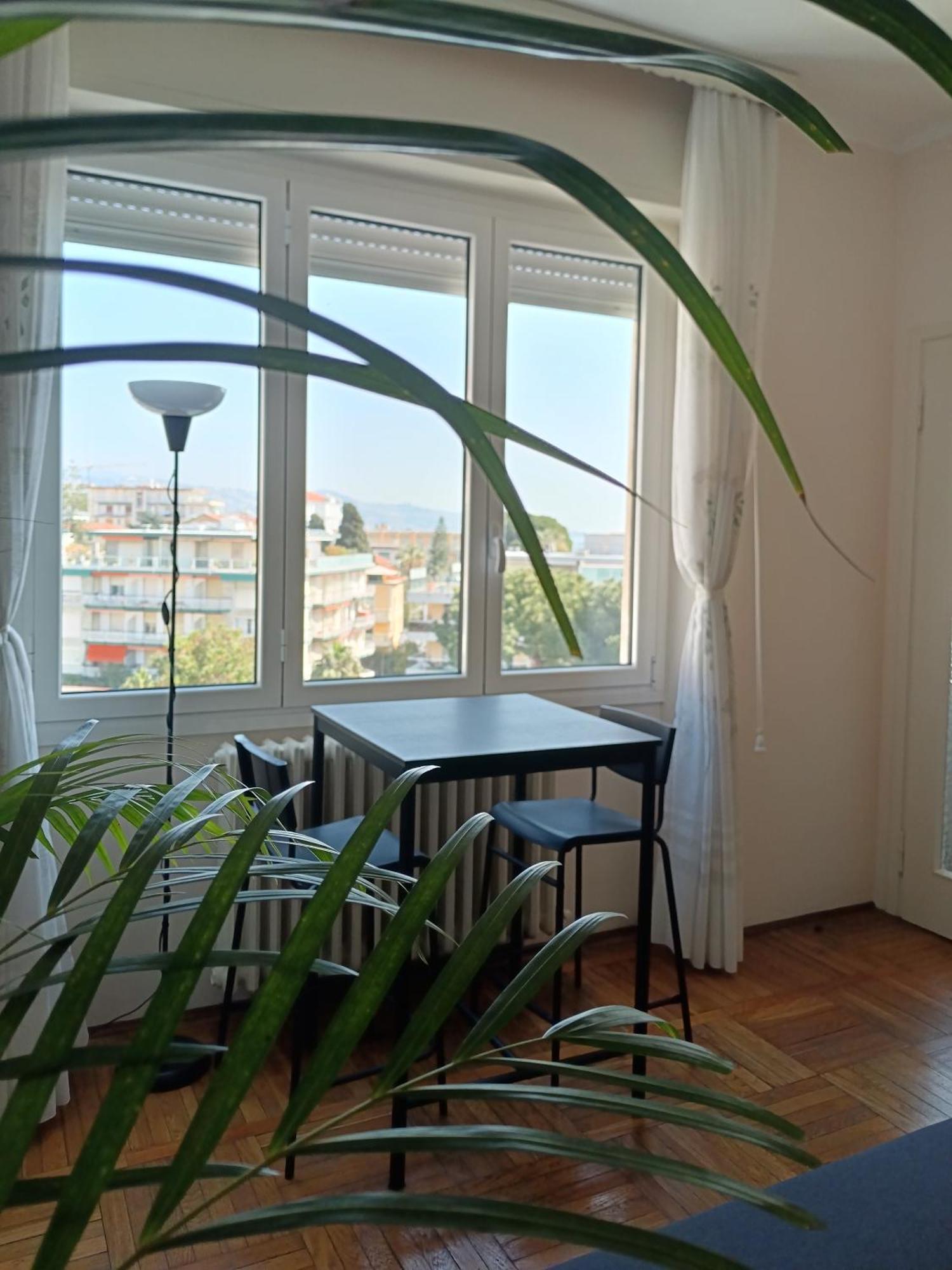 Apartmán Max And Sea Parking Free Street Sanremo Exteriér fotografie